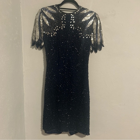 Glamorous Black and Silver Sequin Mini flapper Dress - Picture 1 of 6